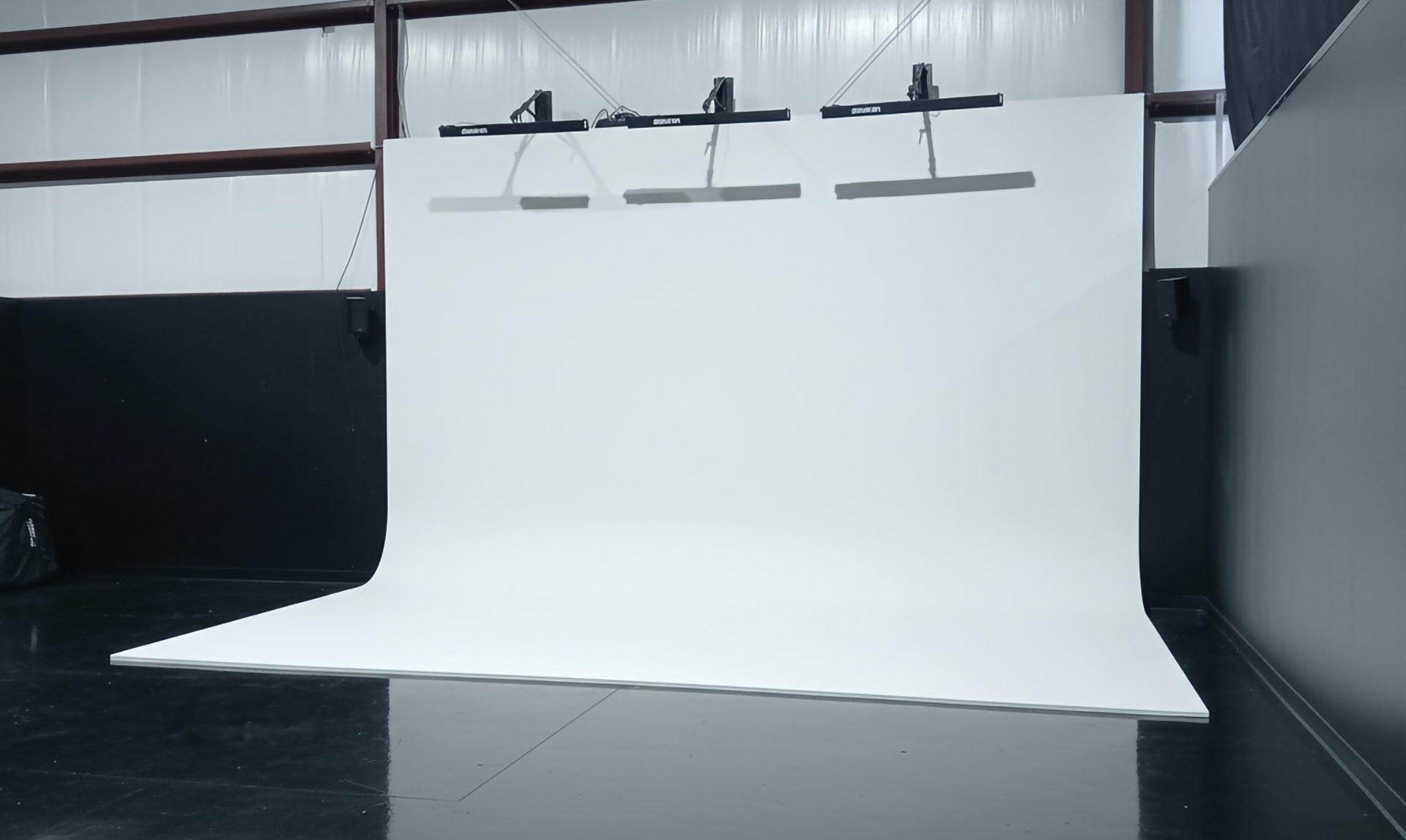 Rent the film & photography studio from a Chesapeake Event Photographer